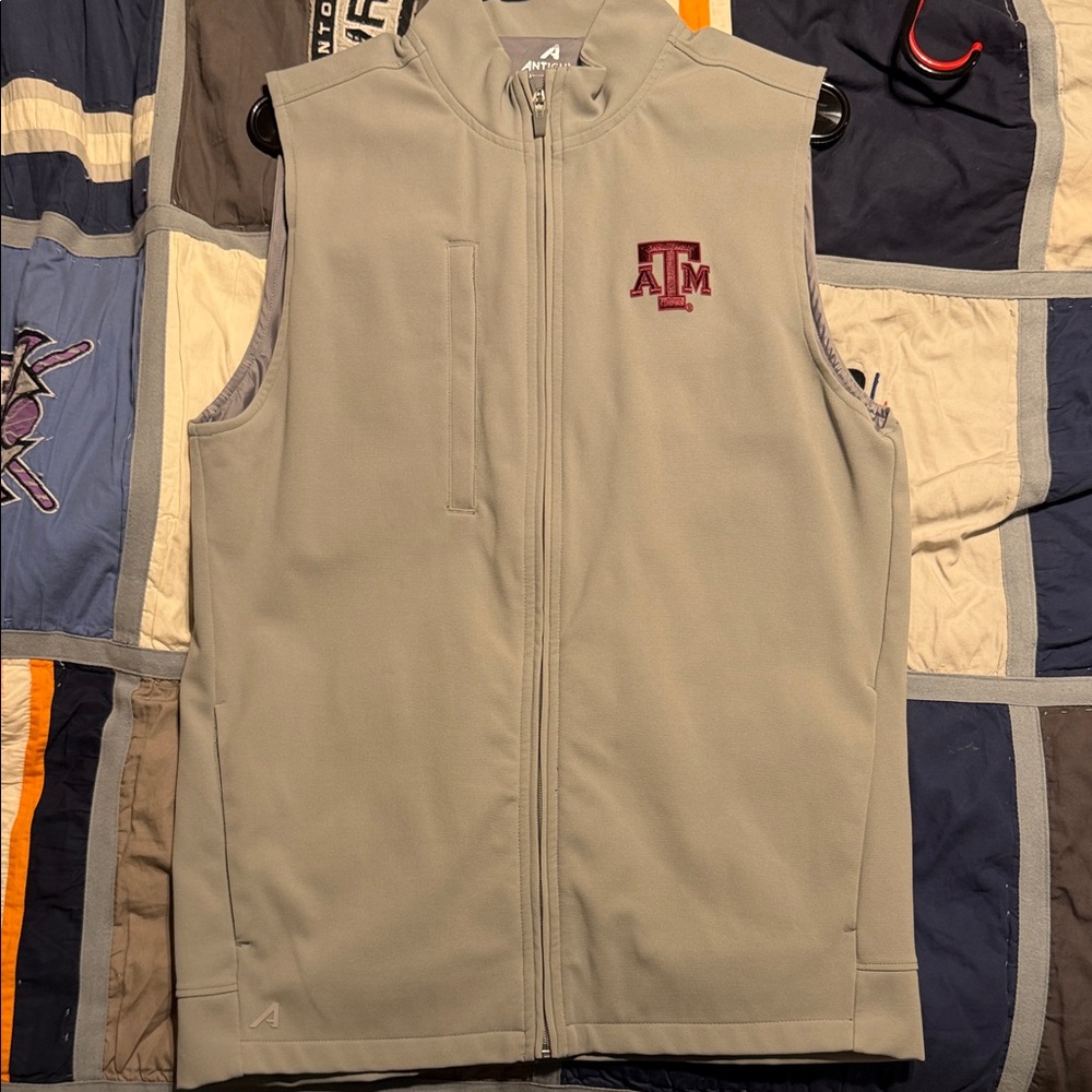Antigua Texas A&M Light Gray Sleeveless Softshell Vest